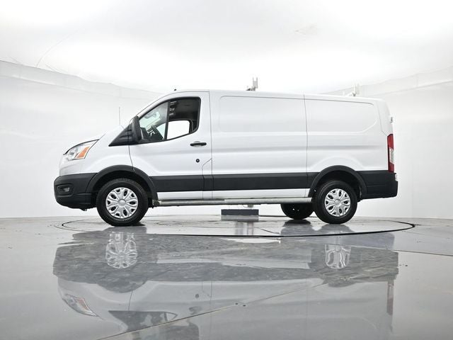2022 Ford Transit-250 Base