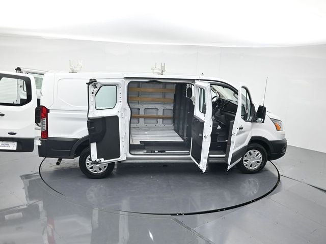 2022 Ford Transit-250 Base