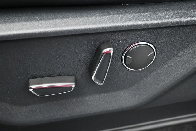 2026 Ford F-150 Lariat BLACK APPEARANCE PLUS, BED UTILITY