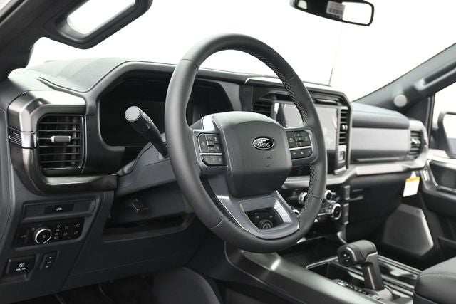 2026 Ford F-150 Lariat BLACK APPEARANCE PLUS, BED UTILITY