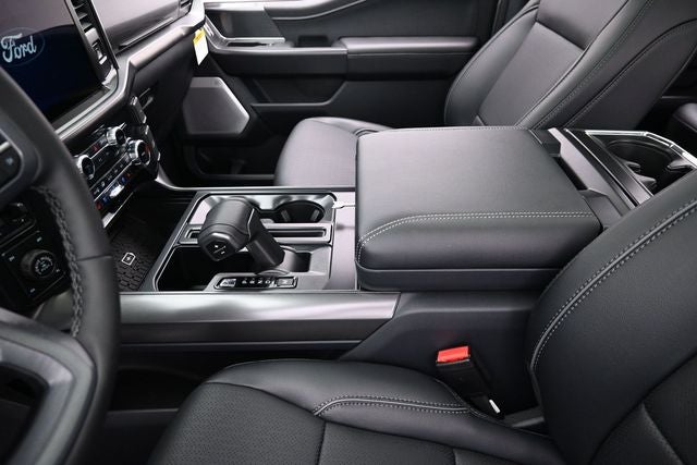 2026 Ford F-150 Lariat BLACK APPEARANCE PLUS, TOW/HAUL, BED UTILITY