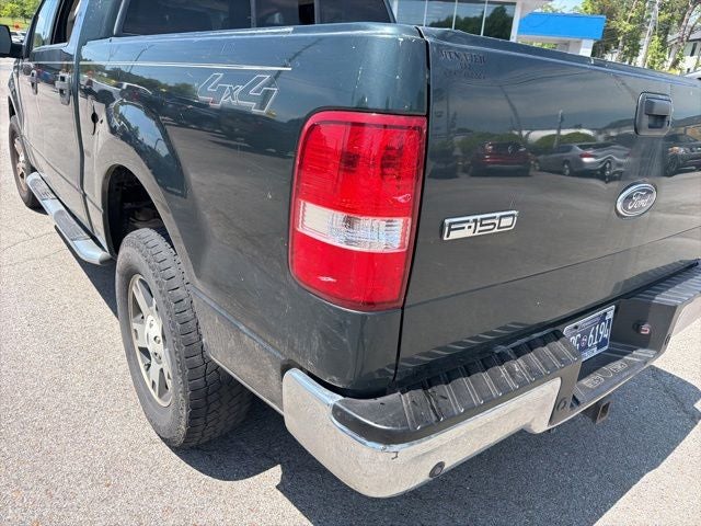 2004 Ford F-150 XLT