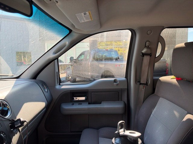 2004 Ford F-150 XLT