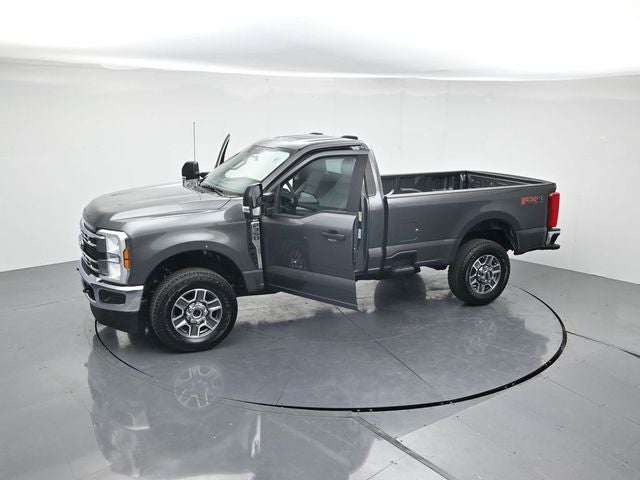 2025 Ford F-350 Super Duty XLT - Photo 44