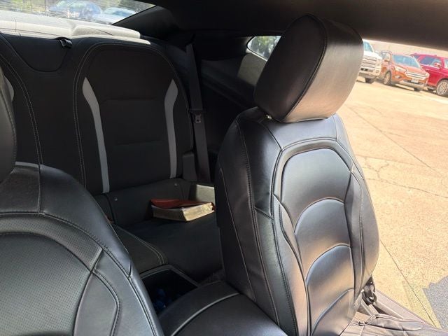 2019 Chevrolet Camaro 1LS