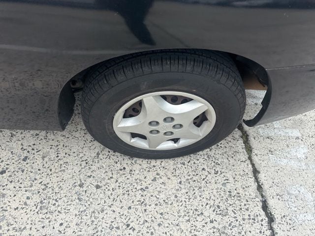 2004 Chevrolet Cavalier Base