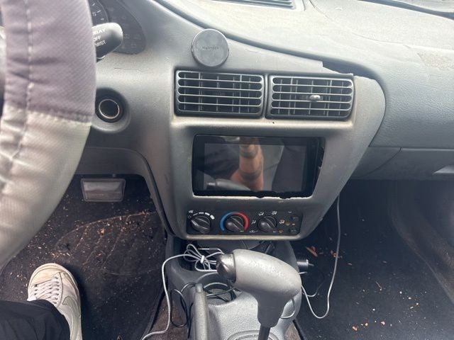 2004 Chevrolet Cavalier Base