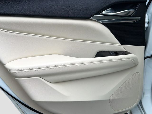 2023 Cadillac CT4 Luxury