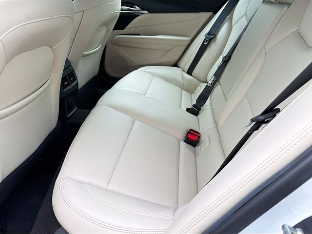 2023 Cadillac CT4 Luxury