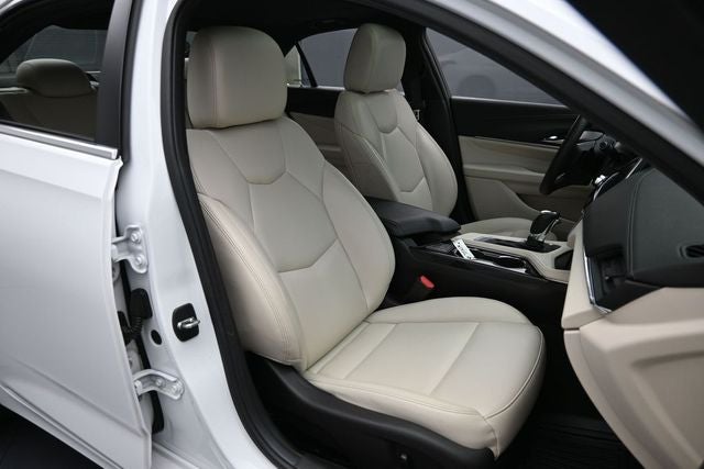 2023 Cadillac CT4 Luxury