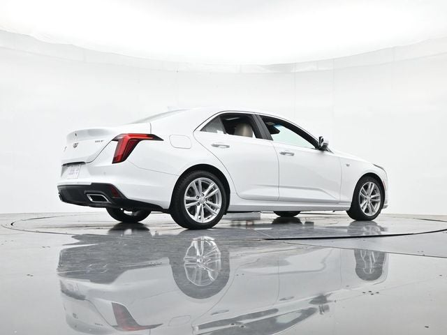 2023 Cadillac CT4 Luxury