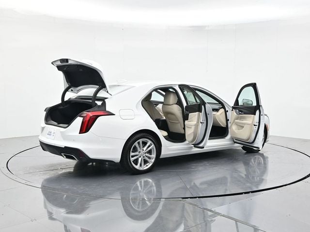 2023 Cadillac CT4 Luxury