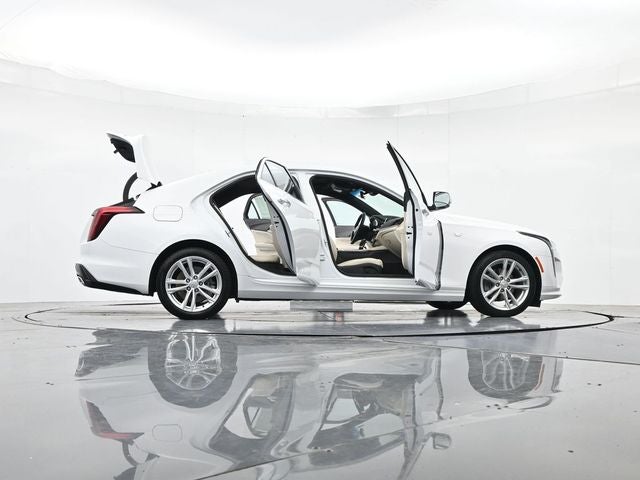 2023 Cadillac CT4 Luxury