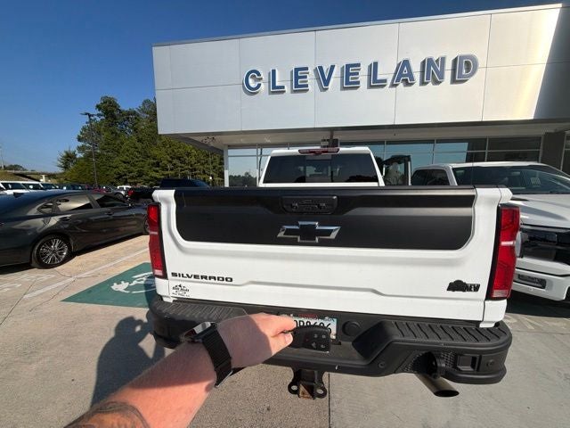 2025 Chevrolet Silverado 2500HD ZR2