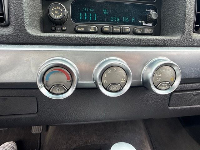 2003 Chevrolet SSR LS
