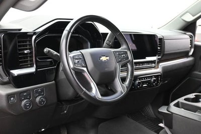 2025 Chevrolet Silverado 1500 LT LT1