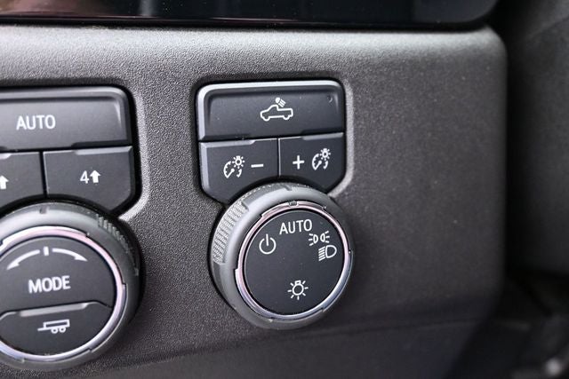 2025 Chevrolet Silverado 1500 LT LT1
