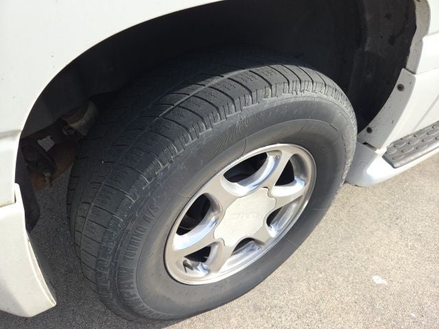 2003 GMC Yukon XL Denali