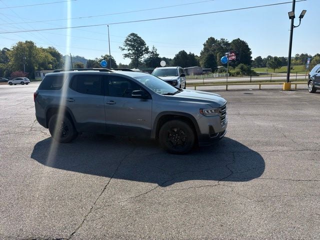 2023 GMC Acadia AT4