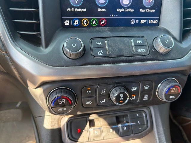 2023 GMC Acadia AT4