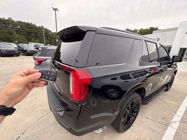 2021 GMC Yukon SLT