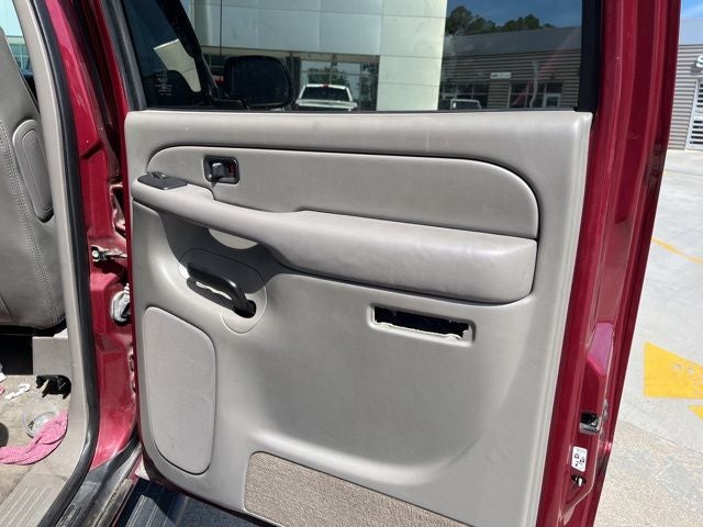 2004 Chevrolet Suburban 1500 LT