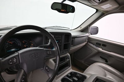 2004 Chevrolet Suburban 1500 LT