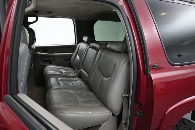 2004 Chevrolet Suburban 1500 LT