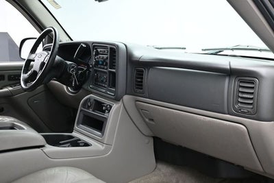 2004 Chevrolet Suburban 1500 LT