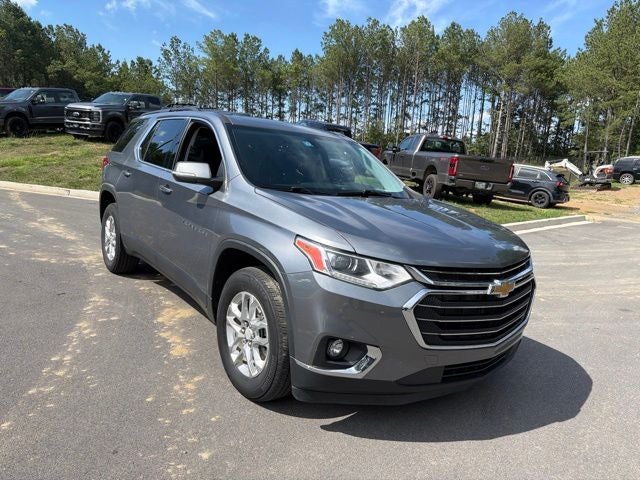2021 Chevrolet Traverse LT Cloth