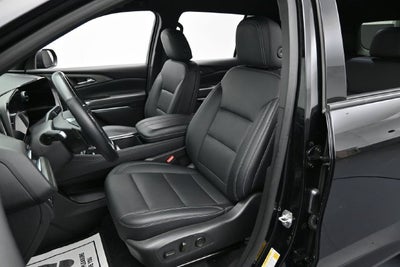 2025 Chevrolet Traverse LT 2LT