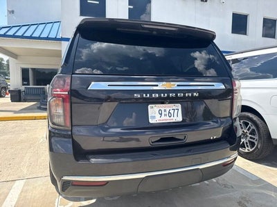 2023 Chevrolet Suburban LT