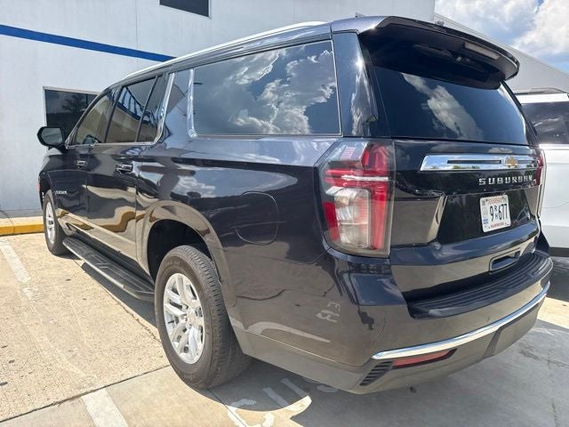 2023 Chevrolet Suburban LT
