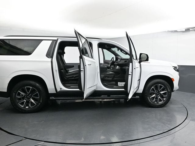 2023 Chevrolet Suburban Z71 Luxury Package Driver Alert Package
