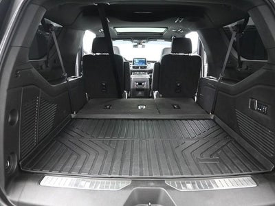 2022 Chevrolet Suburban RST