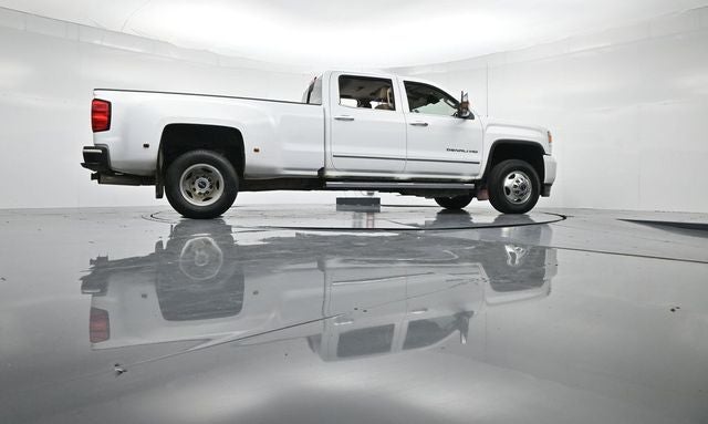 2019 GMC Sierra 3500HD Denali
