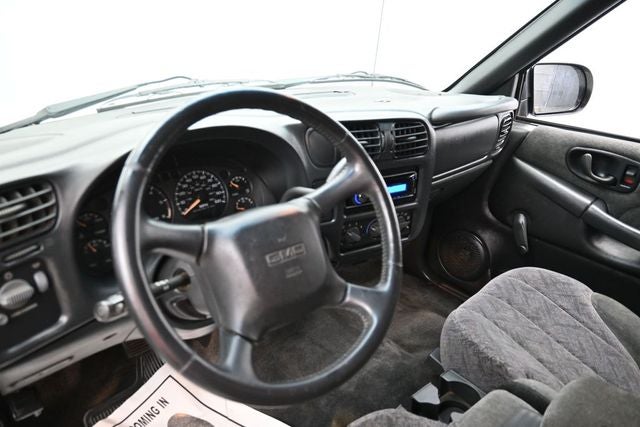 2002 GMC Sonoma SLS