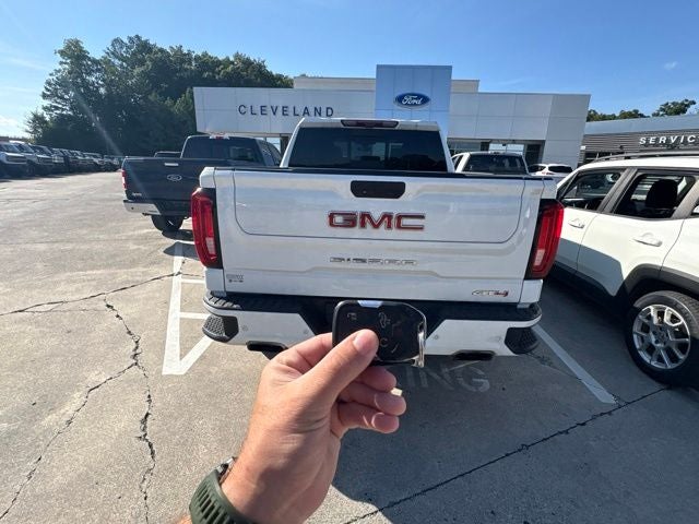 2021 GMC Sierra 1500 AT4