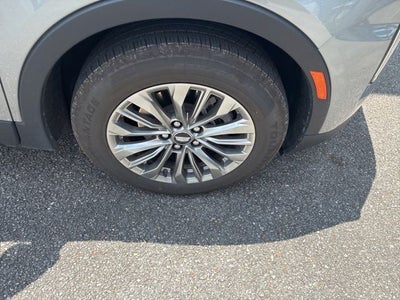 2024 Cadillac XT4 Premium Luxury