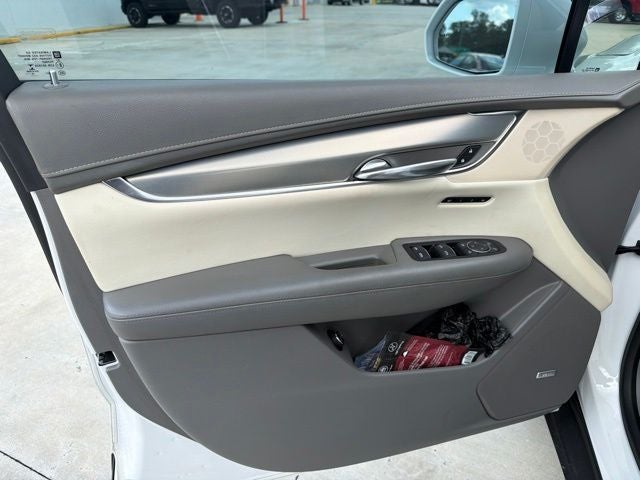 2017 Cadillac XT5 Premium Luxury FWD