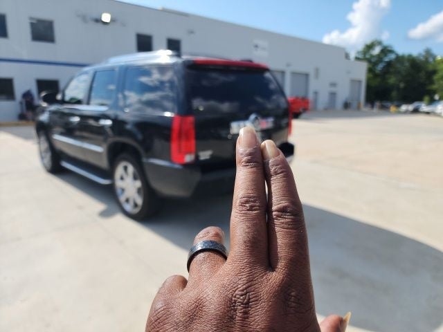 2011 Cadillac Escalade Luxury