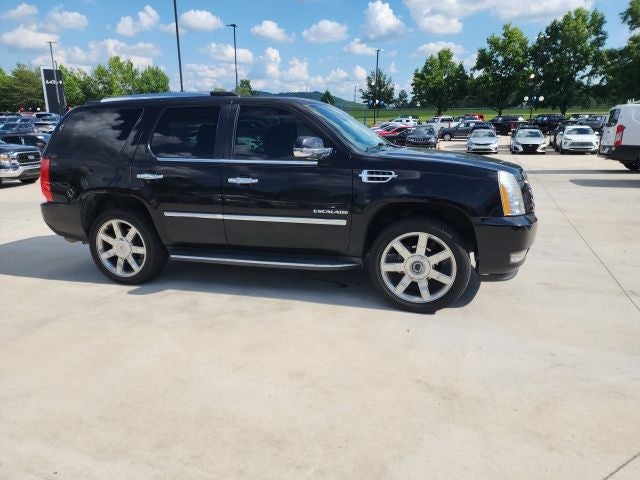 2011 Cadillac Escalade Luxury