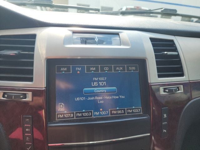 2011 Cadillac Escalade Luxury
