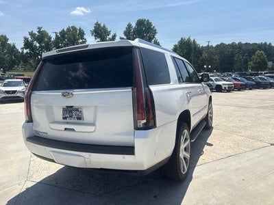 2019 Cadillac Escalade Luxury