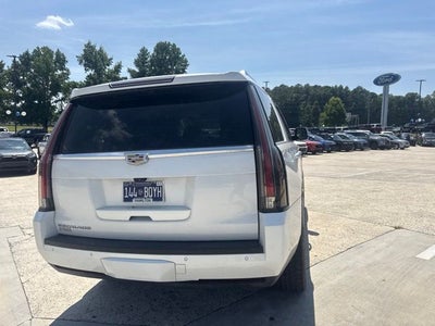 2019 Cadillac Escalade Luxury