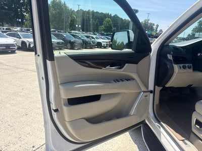 2019 Cadillac Escalade Luxury