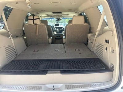 2019 Cadillac Escalade Luxury