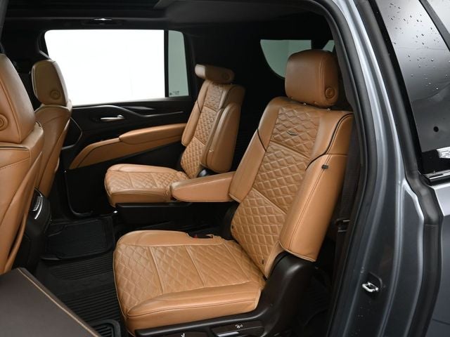 2022 Cadillac Escalade ESV Sport