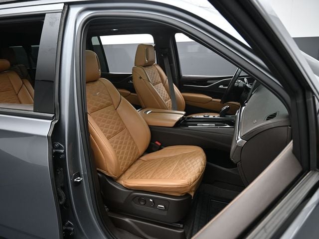 2022 Cadillac Escalade ESV Sport