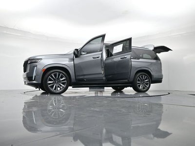 2022 Cadillac Escalade ESV Sport